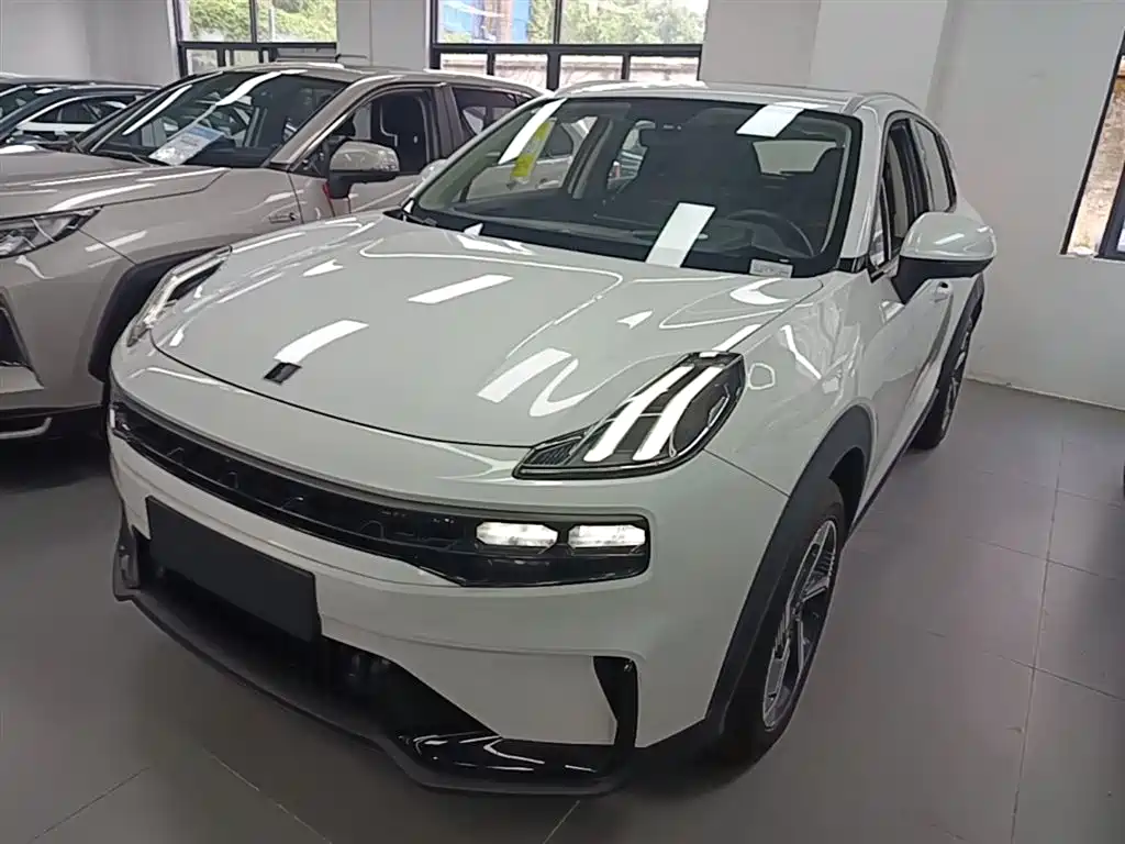 Lynk & Co 06 EM-P 2023 1.5T Remix PHEV Pro