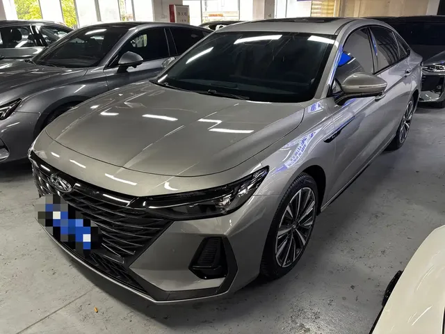 Chery Arrizo 8 2024 High-Performance 2.0T DCT Royal