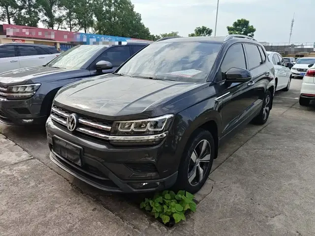 Volkswagen Tharu 2020 280TSI 2WD Comfort Edition China VI