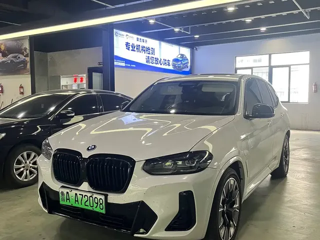 BMW iX3 2024 Innovation Leader