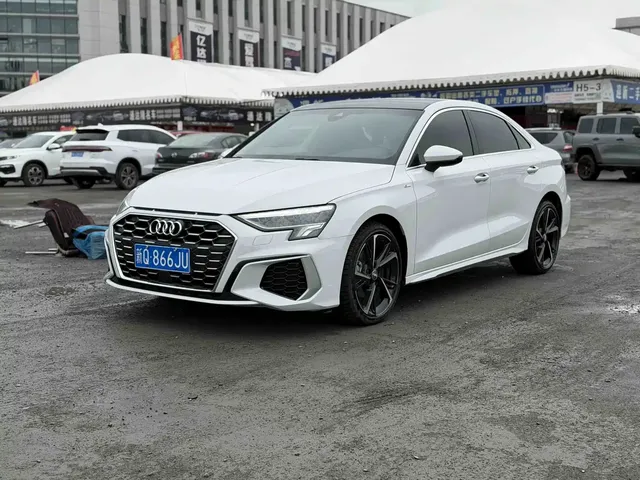 Audi A3 2019 Limousine 35 TFSI Sport China VI