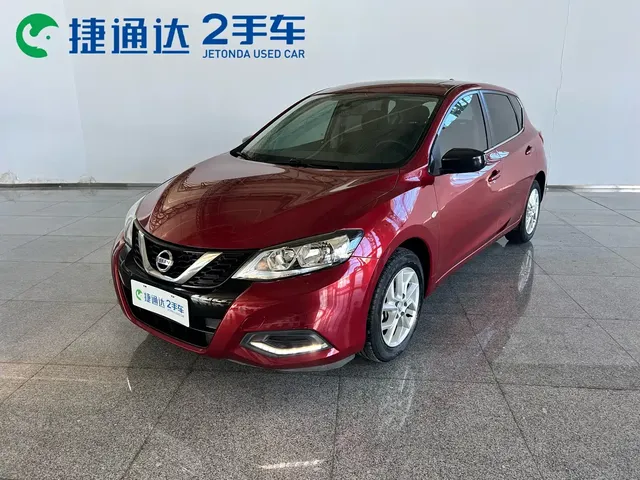 Nissan Tiida 2021 1.6L CVT Cool Edition
