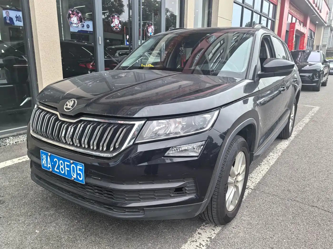 Škoda Kodiaq 2019 Facelift TSI330 5-seat 2WD Standard China VI
