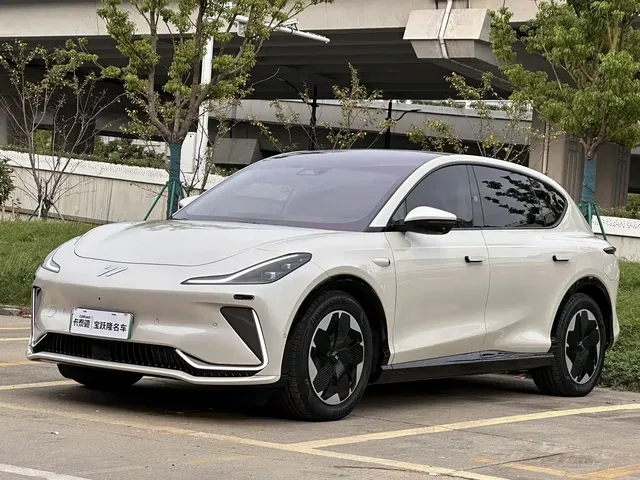 IM Motors IM LS7 2023 Model 90kWh Elite RWD Edition