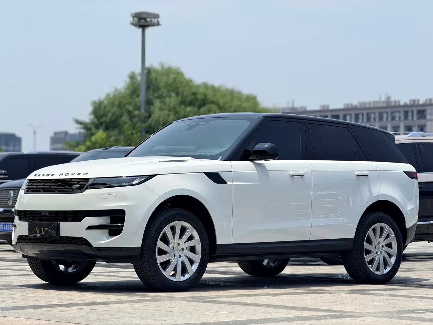 Land Rover Range Rover Sport 2024 360PS S