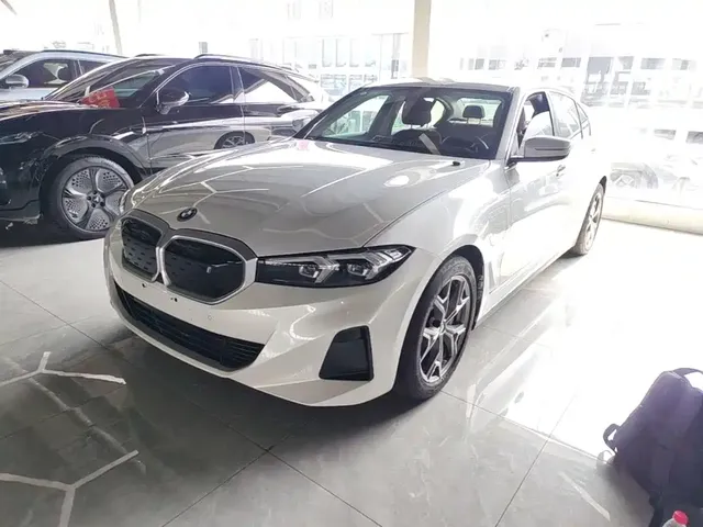 BMW i3 2024 eDrive 35 L