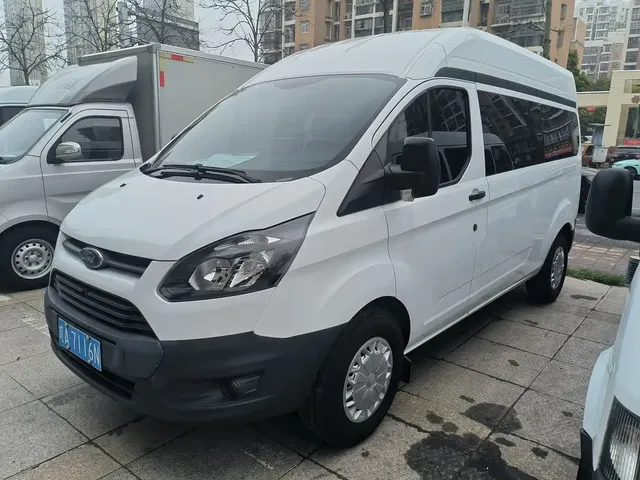 Ford Transit 2019 2.0T Diesel Multi-Purpose Commercial Vehicle Medium Wheelbase Medium Roof 6-Seater China VI