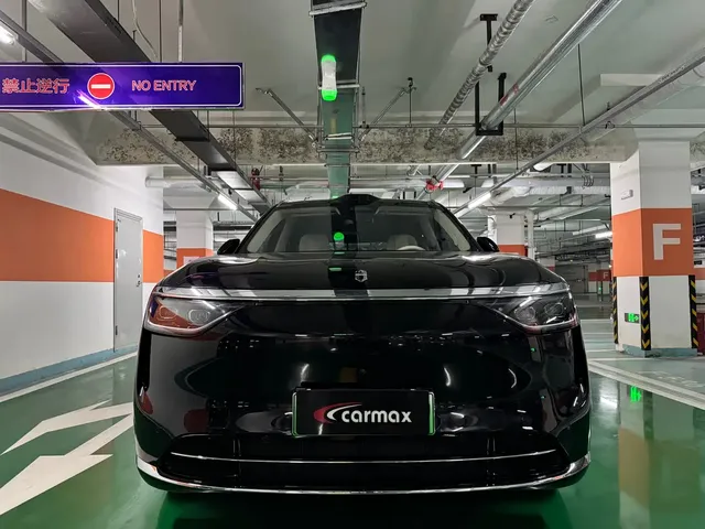 AITO Wenjie AITO M8 2025 Range Extender Max+ Edition 53.4kWh 5-seater