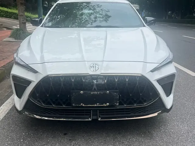 MG 5 Scorpio 2022 1.5T Trophy Sport Luxury Edition