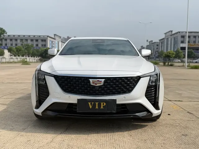 Cadillac CT5 2025 Model 28T Urban Sport Edition
