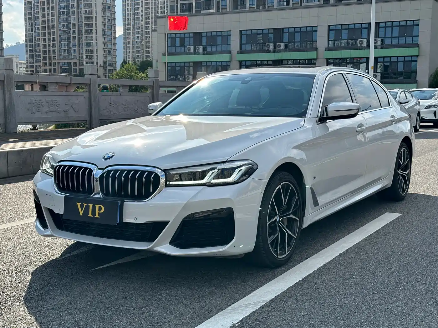 BMW 5 Series 2023 Facelift 530Li Premium M Sport Package