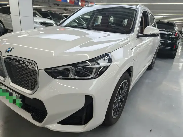 BMW iX1 2026 eDrive25L M Sport Package