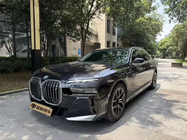BMW i7 2023 eDrive50L Leading M Sport Package