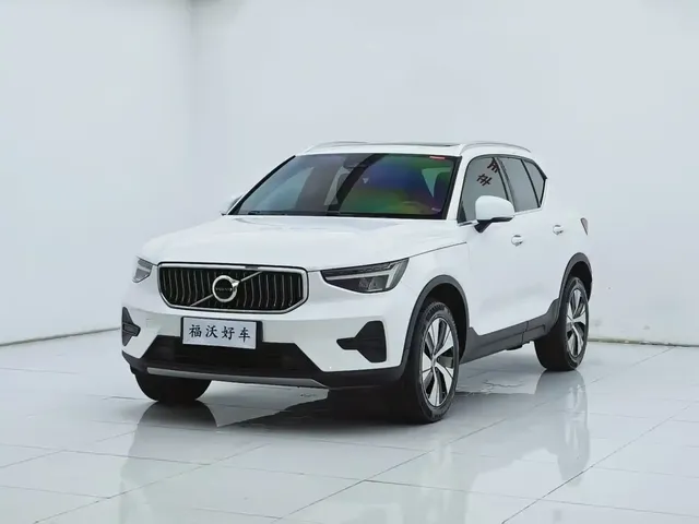 Volvo XC40 2023 B3 Zhiyuan Luxury Edition