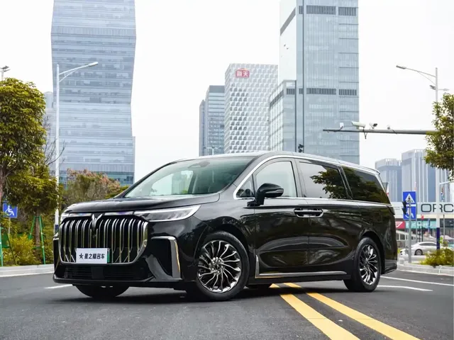Voyah Auto Voyah Dreamer 2022 Low-carbon Dream+Smart Package