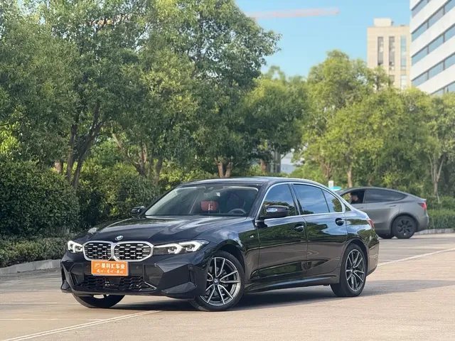 BMW 3 Series 2025 325Li M Sport Package