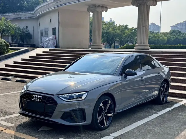 Audi A4L 2025 Model Year Facelift 2 Million Celebration Edition 40 TFSI Luxury Dynamic