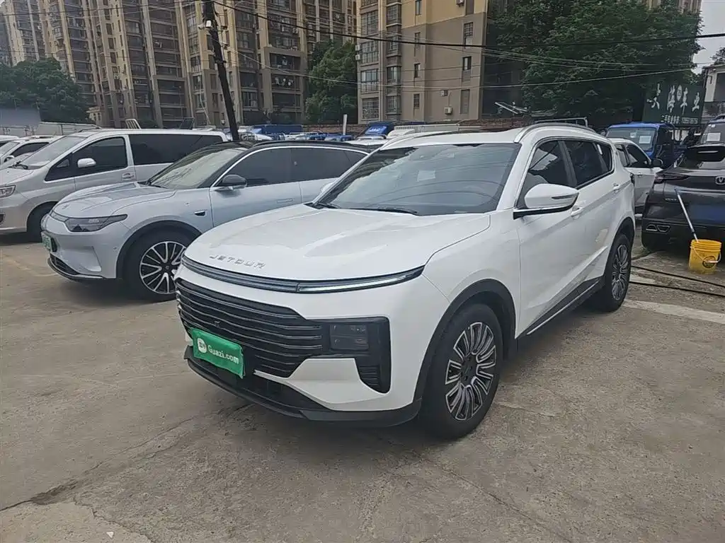 Jetour X70 PLUS 2024 Champion Edition 1.5T DCT Champion PRO 5-seater