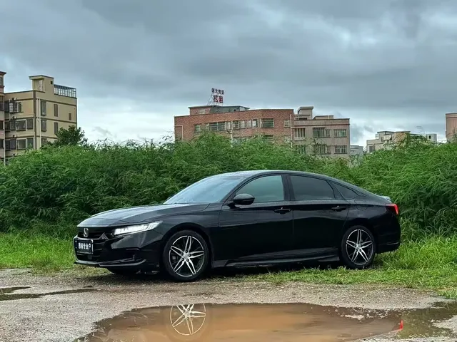 Honda Accord 2022 260TURBO Phantom Night Premium