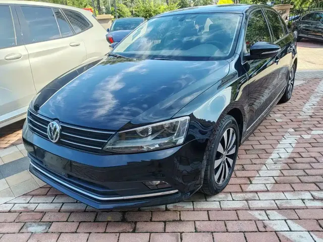 Volkswagen Sagitar 2018 1.6L Automatic Comfort