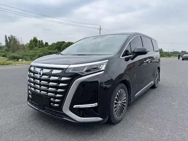 Denza D9 2022 DM-i 970 AWD Flagship