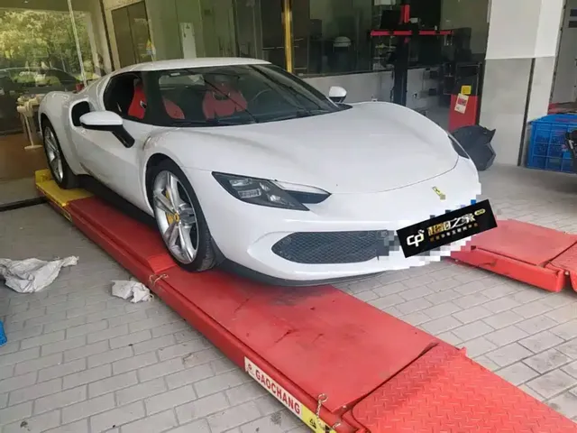 Ferrari 296 2021 3.0T V6 GTB