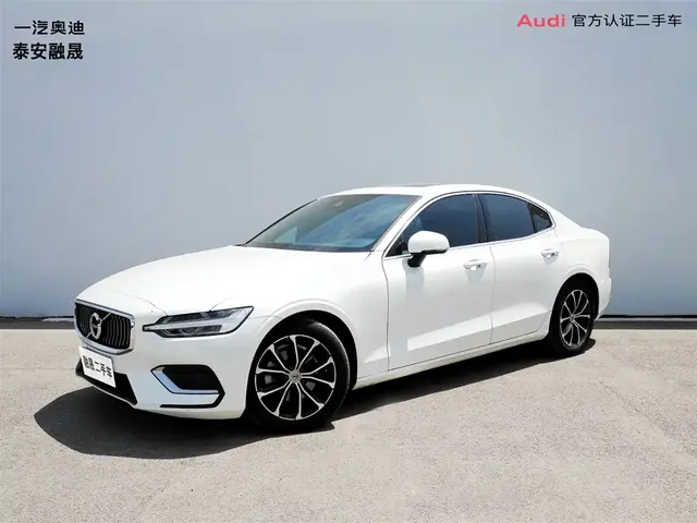 Volvo S60 2022 B4 Smart Comfort Luxury Edition