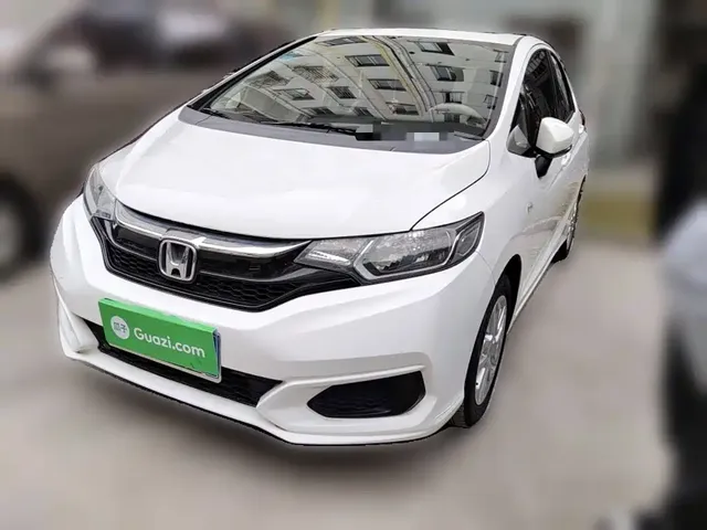 Honda Fit 2018 1.5L CVT Comfort Sunroof Edition