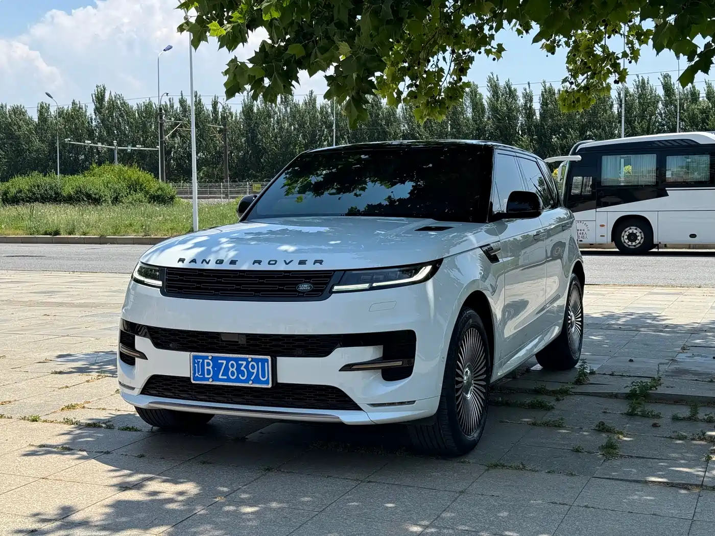 Land Rover Range Rover Sport 2023 400PS Dynamic SE