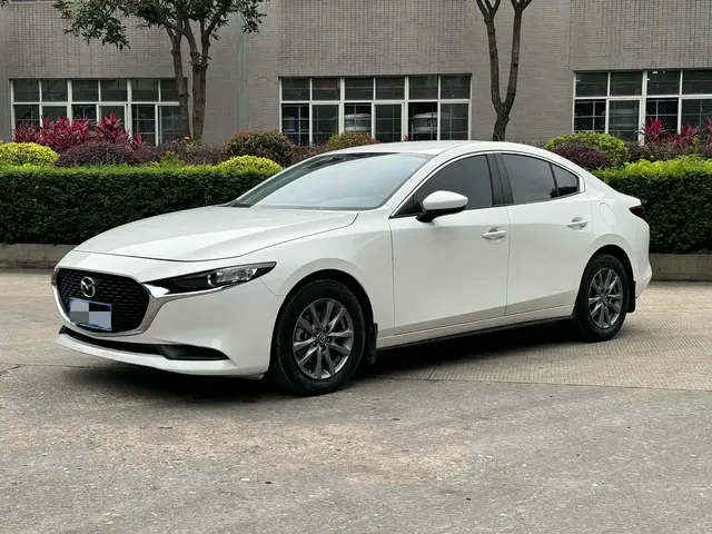 Mazda 3 Axela 2021 1.5L Automatic Quality & Beauty