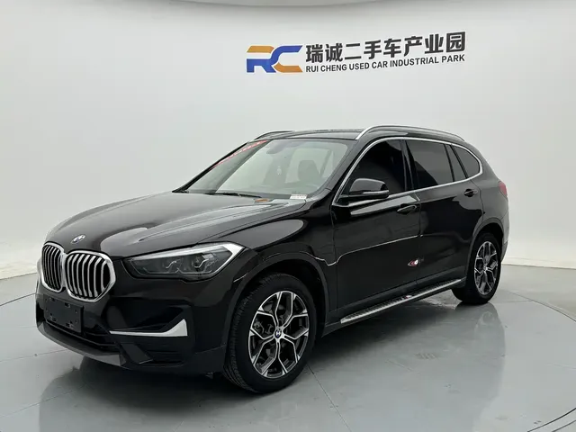 BMW X1 2021 sDrive25Li Leading