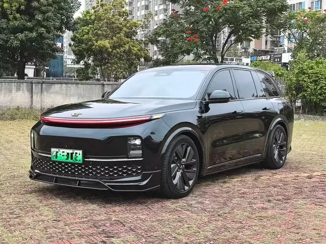 Li Auto Li L8 2023 Pro