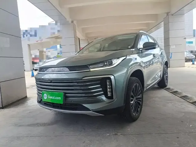 Exeed Lingyun 2024 300T 2WD Starlight Edition