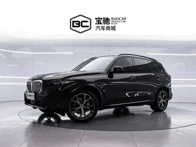 BMW X5 2023 xDrive 30Li Premium M Sport Black Night Package