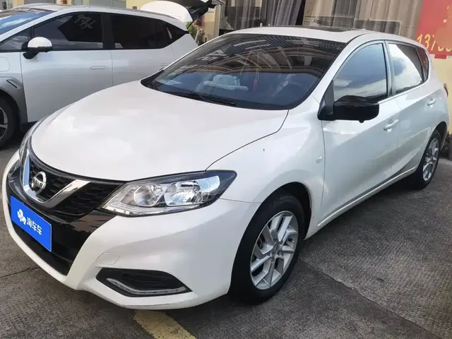 Nissan Tiida 2021 1.6L CVT Cool Edition