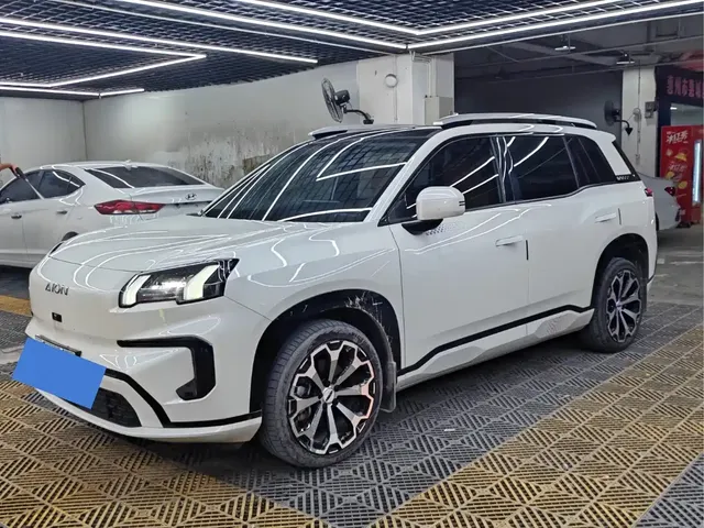Aion V 2024 Aion T-Rex 650 Smart Luxury Edition
