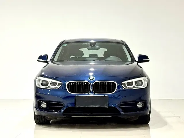 BMW 1 Series (Import) 2018 118i Sport Design Package