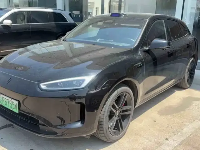 AITO Wenjie AITO M5 2025 Extended Range Ultra AWD