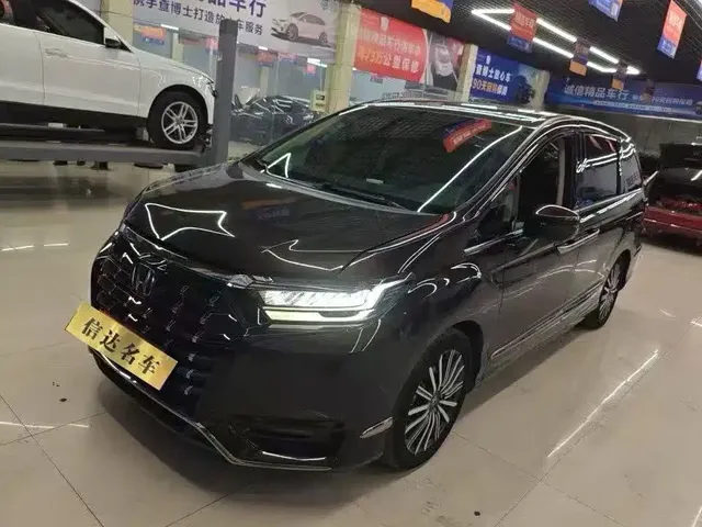 Honda Elysion 2022 2.0L e:HEV Luxury First Edition