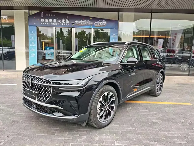 Lincoln Nautilus 2025 2.0T AWD President Edition