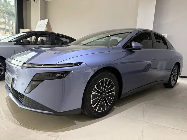 Nissan N6 2025 Mid Configuration