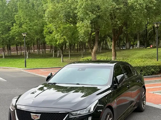 Cadillac CT5 2022 28T Platinum Edition