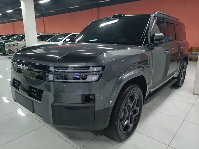 Fang Cheng Bao Titanium 7 2025 AWD Base Model