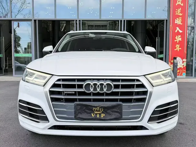 Audi Q5L 2018 40 TFSI Premium Fashion China VI