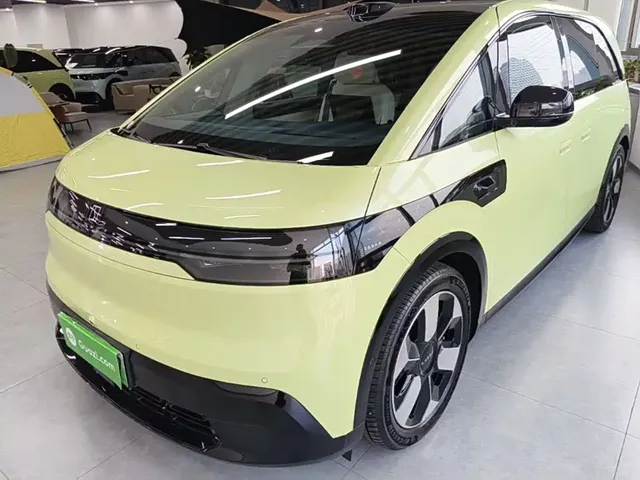 ZEEKR MIX 2025 Smart Driving Edition