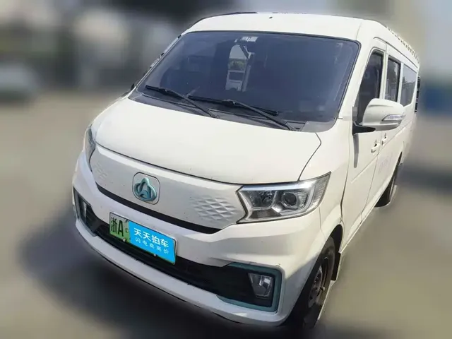 Changan Kuayue Star V7 EV 2024 316km Dual Sliding Door Luxury 6-seater
