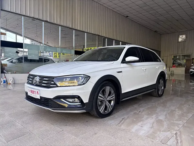 Volkswagen C-TREK 2018 230TSI DSG Luxury
