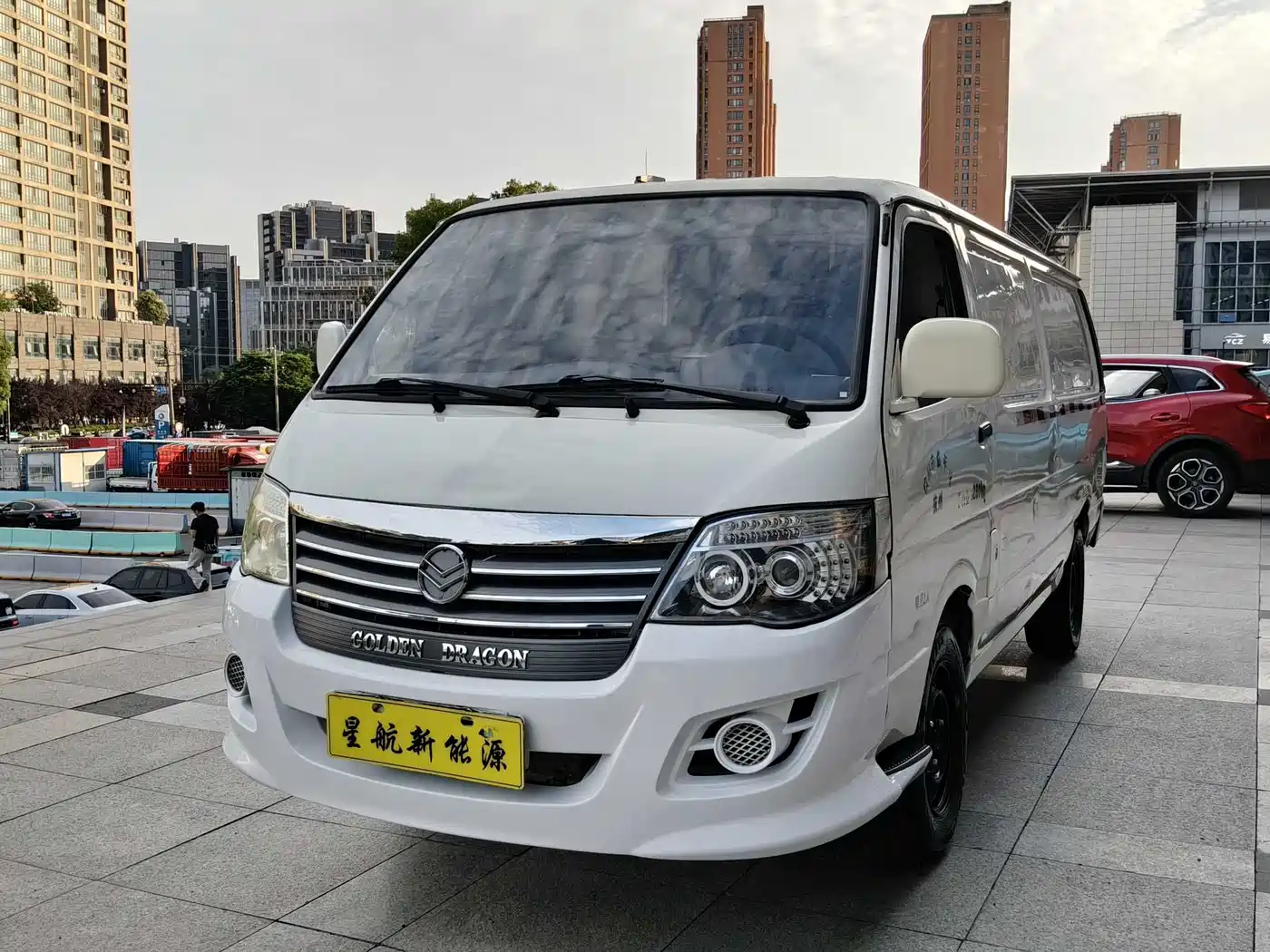 King Long yao 8 2022 Pure Electric Van Flat Roof 50.232kWh