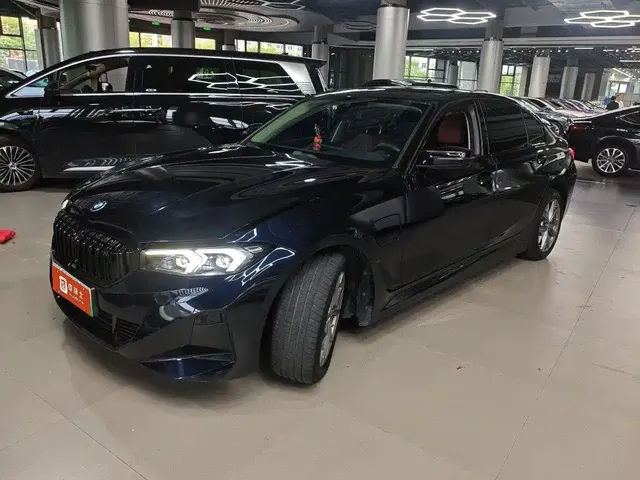 BMW i3 2024 eDrive 35 L