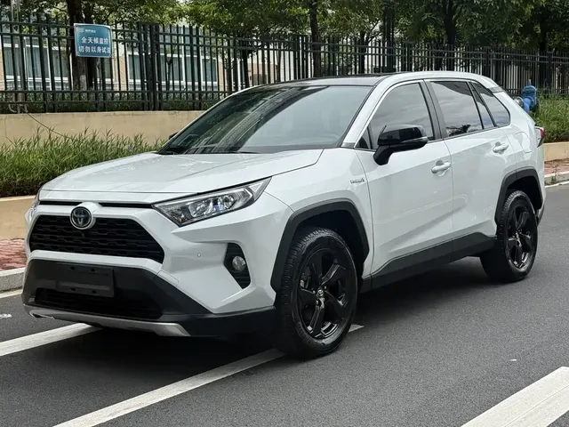 Toyota RAV4 Rongfang 2022 Hybrid 2.5L E-CVT 4WD Elite Plus Edition
